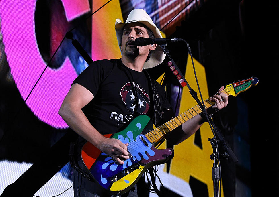 Brad Paisley Mourns Death of Prominent Fan, ‘Cupcake’