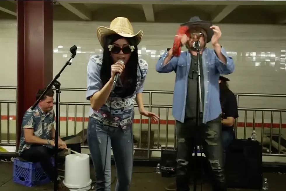 Miley Cyrus + Jimmy Fallon Disguise Themselves, Sing &#8216;Jolene&#8217; in Subway Station