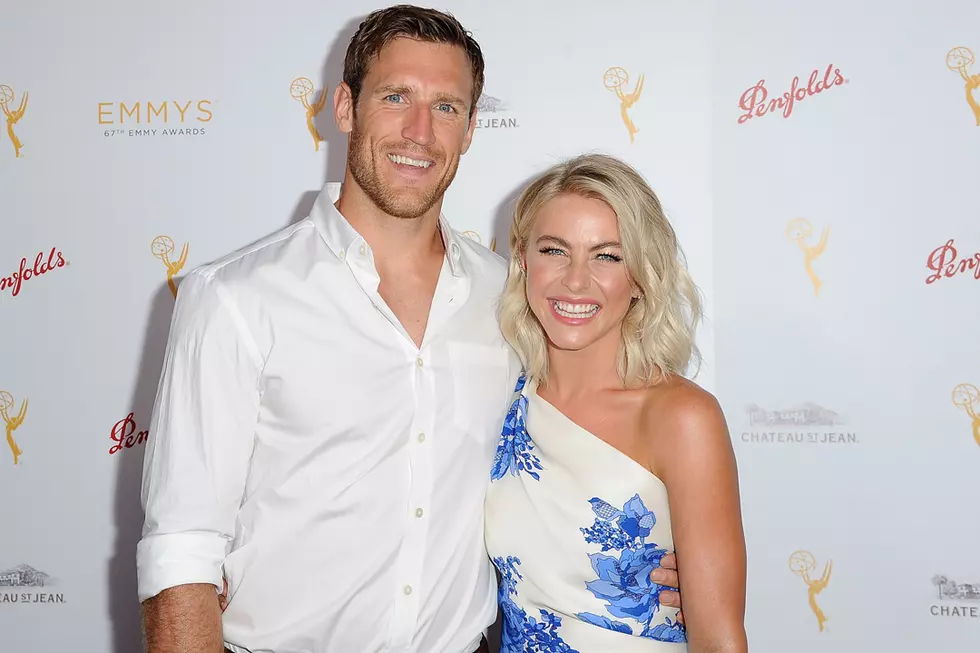 Newest Julianne Hough Honeymoon Pic Has to Be an Illusion