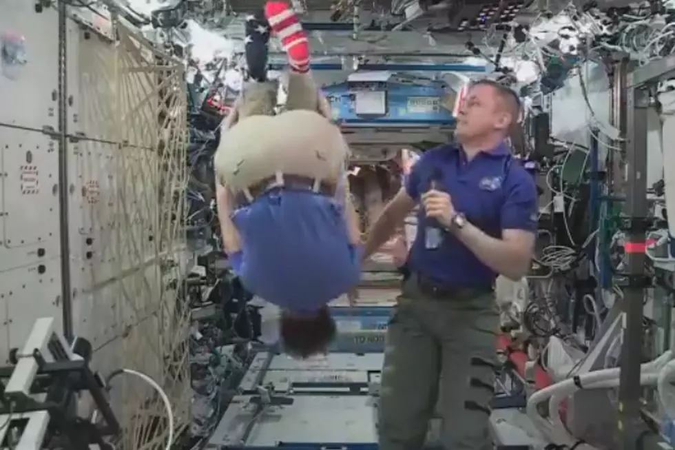 Garth Brooks, Trisha Yearwood Stage Deep Space Surprise for U.S. Astronauts [Watch]