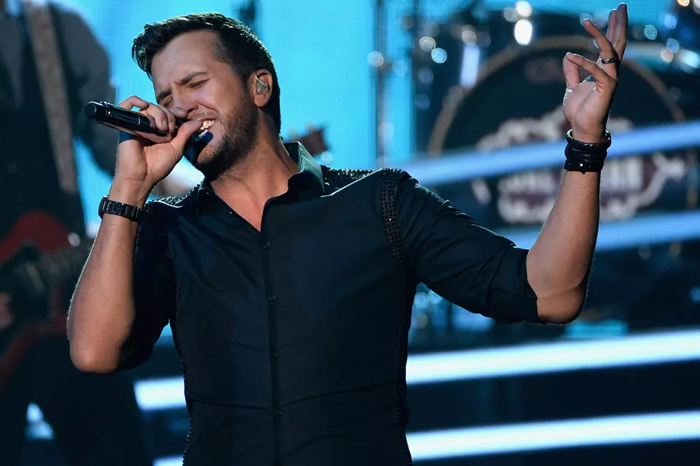 Luke Bryan Spurned While Interrupting (Well, Trying to) Lovers’ Quarrel [Watch]