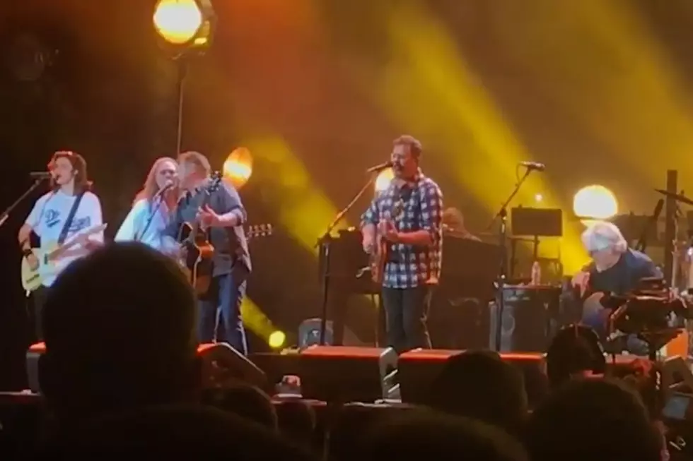 Vince Gill Joins the Eagles to Honor Glenn Frey at Classic West [Watch]