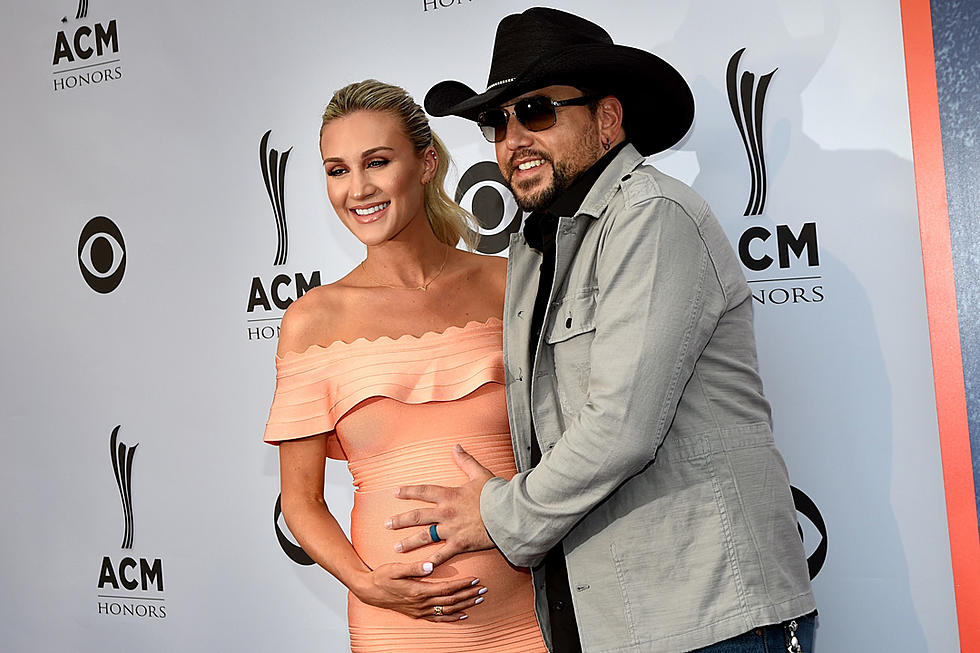 See the Best Dressed on the 2017 ACM Honors Red Carpet [Pictures]