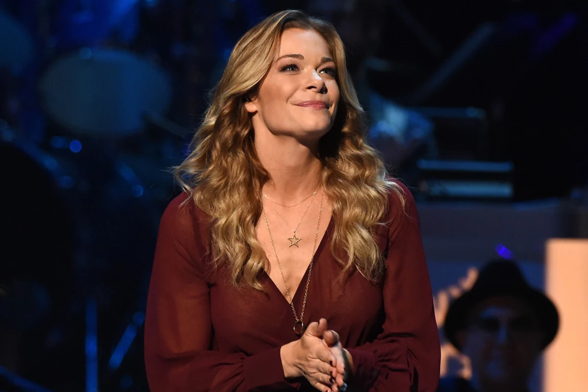 LeAnn Rimes Announces Joy-Filled Holiday Show at the Ryman - Taste of Country