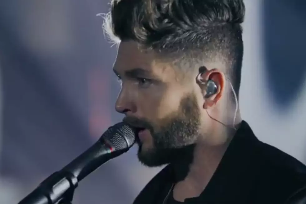 See Chris Lane Perform ‘For Her’ for AT&T Audience Network [Exclusive Premiere]