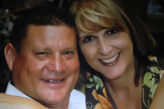 Las Vegas: Husband Died Shielding Wife From Bullets on Their Wedding Anniversary