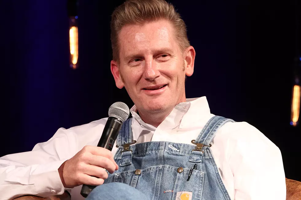 Rory Feek Announces Special Christmas Shows on Family Farm 