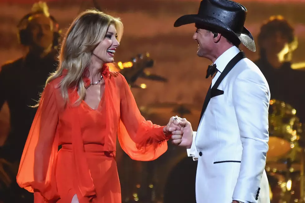 Snowed In Nashville Yesterday: Tim and Faith Epic Snowball Fight