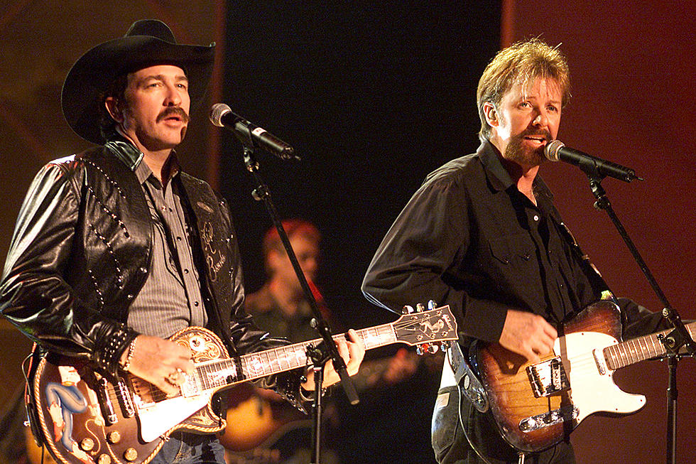 Remember When Brooks &#038; Dunn Made Country Music History?