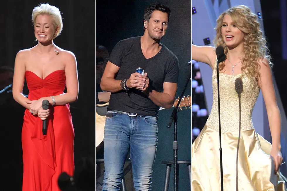 10 Tear-Jerking CMA Awards Moments We&#8217;re Still Emotional About