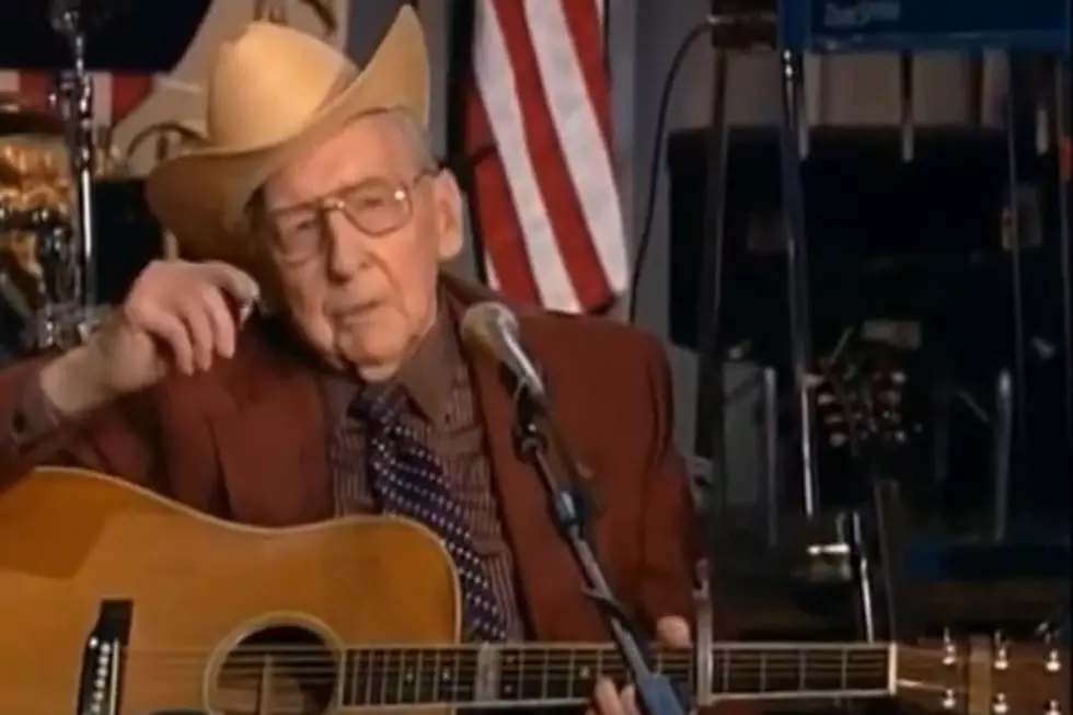 Bluegrass Legend Curly Seckler Dies at 98