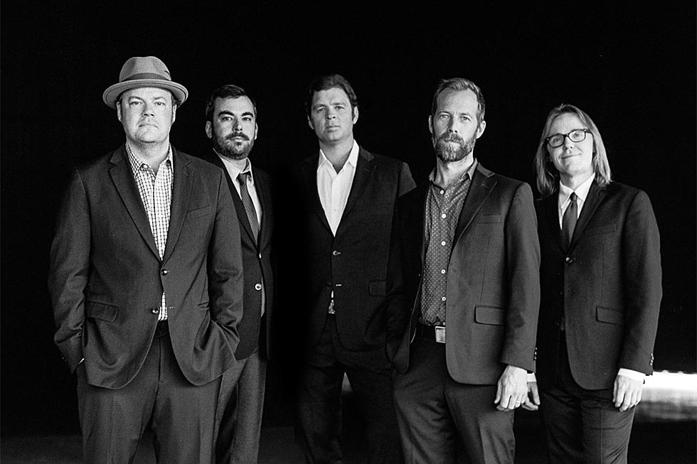 Steep Canyon Rangers Beg, ‘Let Me Out of This Town’ in New Song [Exclusive Premiere]