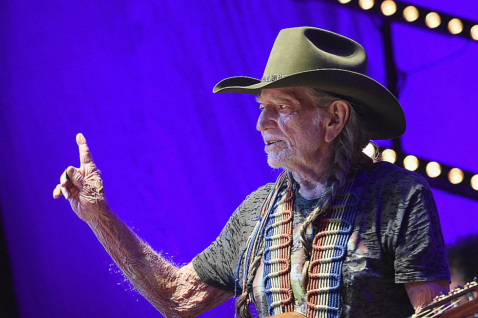 Willie Nelson Cancels February Tour Dates