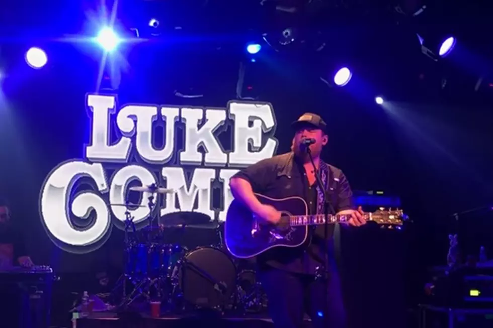 Hear Luke Combs Perform Nostalgic New Song, ‘Moon Over Mexico’