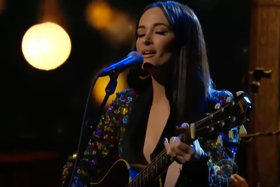 Kacey Musgraves Simmers on &#8216;Colbert&#8217; With &#8216;Slow Burn&#8217; [Watch]