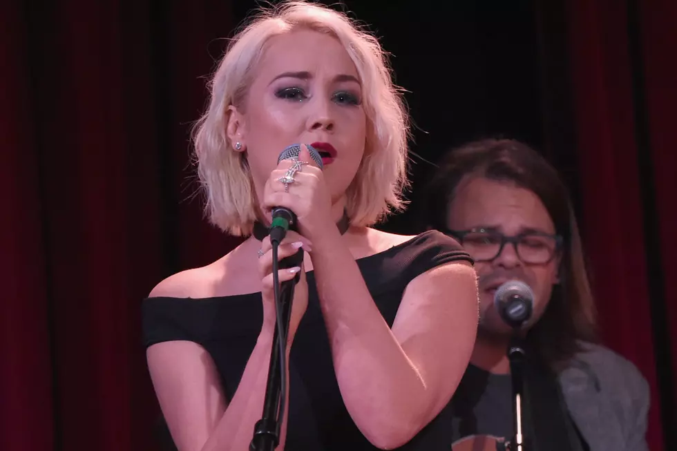 Army Wife’s Sweet Request Leads RaeLynn to Write Heartbreaking Song ‘Camo’ [Listen]