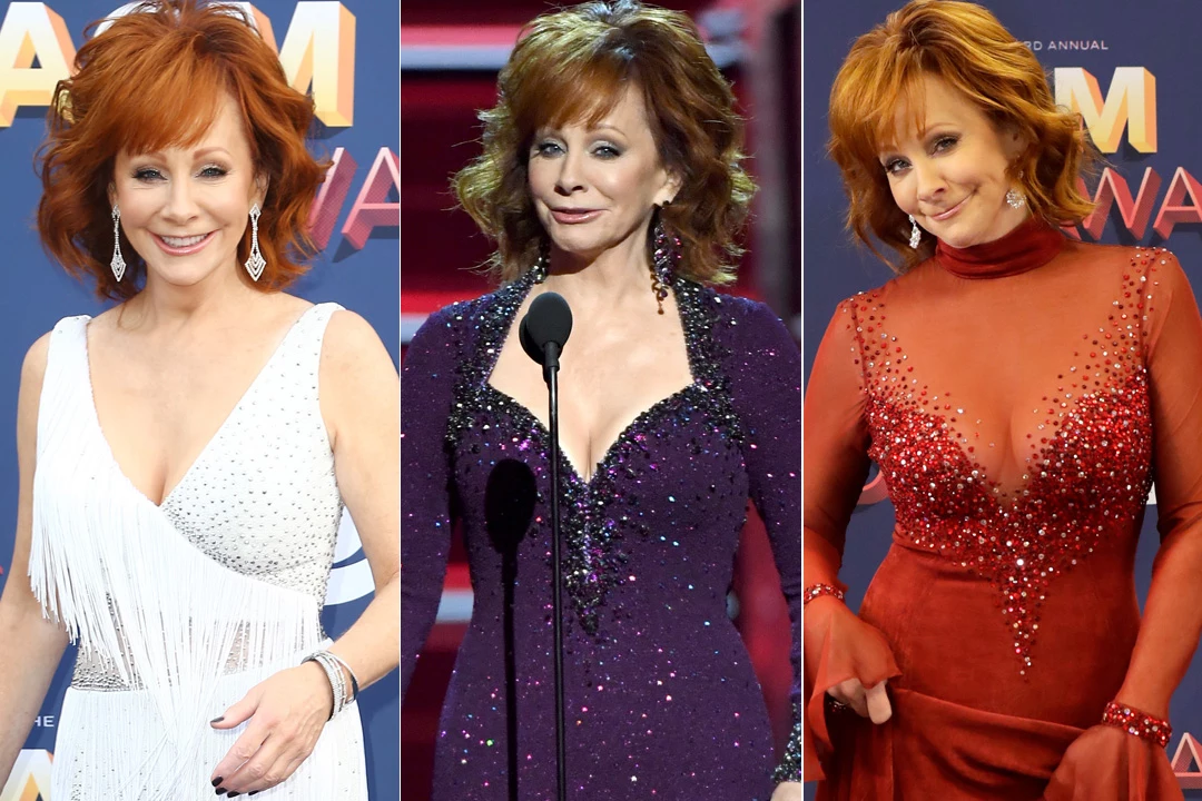 Reba McEntire Brought 7 Gowns (and Slippers) to the ACM Awards