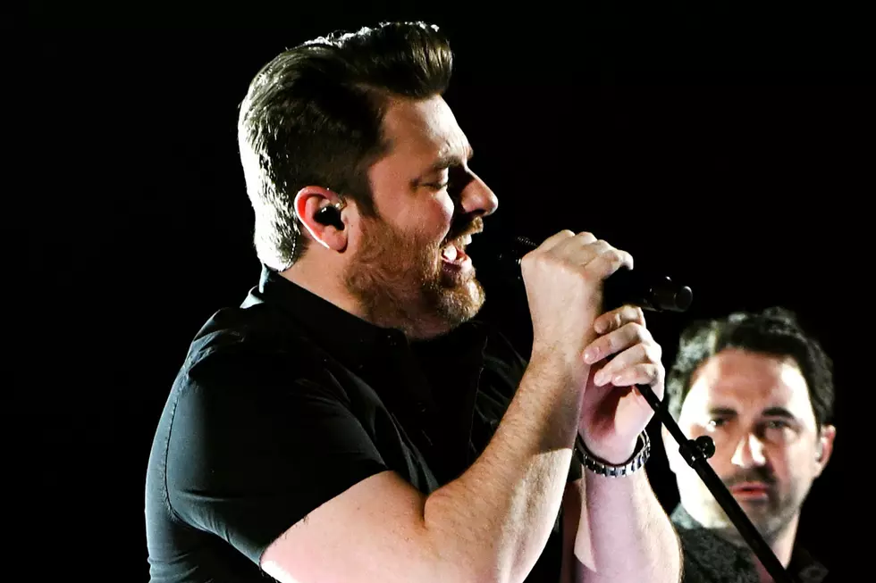 Chris Young Gets ACM Awards Off On Sexy Note With 'Losing Sleep'