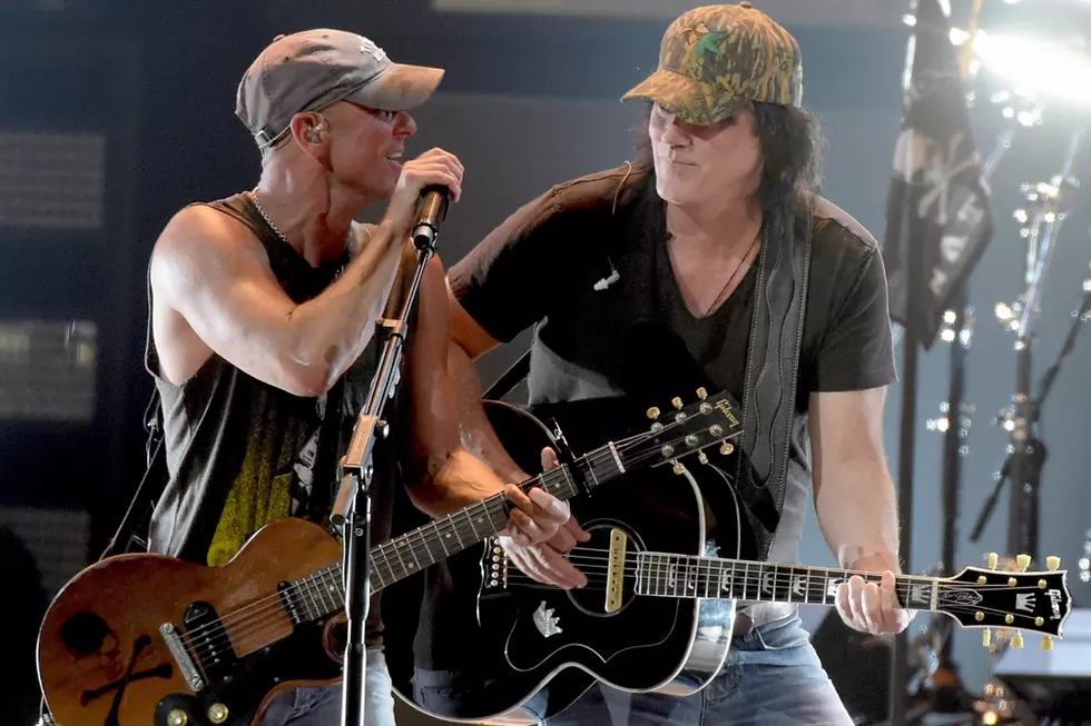 Kenny Chesney Brings Out Best in David Lee Murphy on No Zip Code