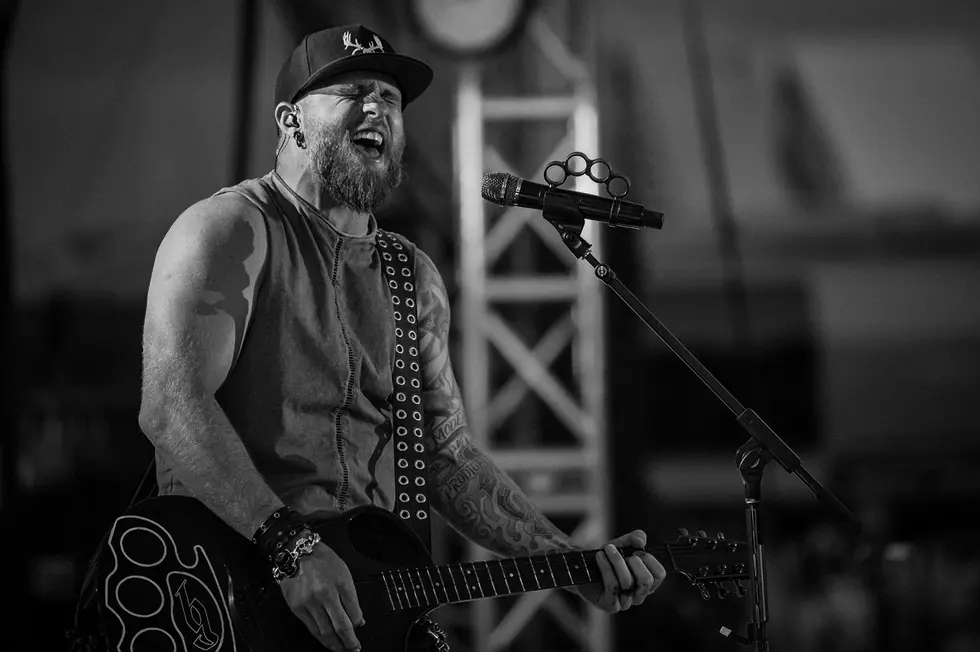 Brantley Gilbert Will &#8216;Fire&#8217;t Up&#8217; on Tour in 2020