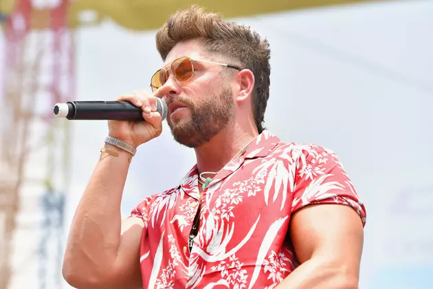 Chris Lane S Laps Around The Sun Inspired By Kenny Chesney