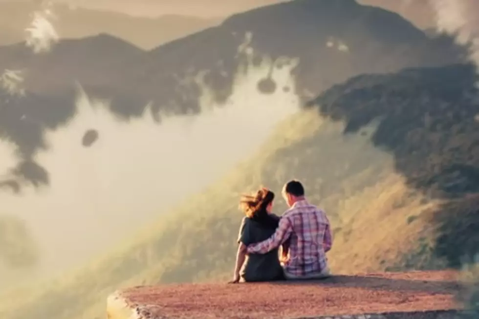 Scotty McCreery’s ‘This Is It’ Lyric Video Brings Us to Spot Where He Proposed