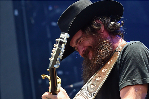 Cody Jinks Forced to Stop Show, Hospitalized Due to Dizziness