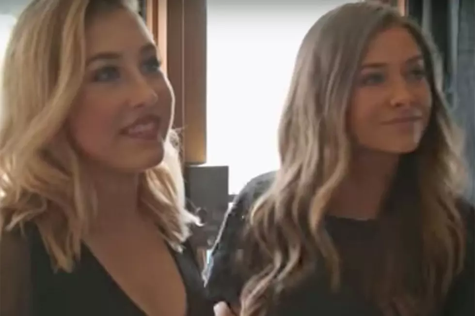 Maddie & Tae Don’t Agree on a Very Urgent Issue