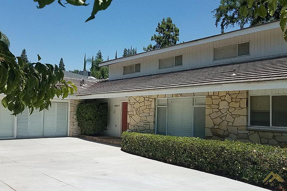 Merle Haggard&#8217;s Bakersfield Home Is for Sale and It Has Barely Changed! [Pictures]
