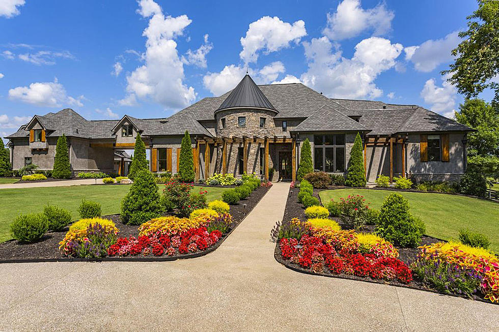 Jason Aldean Sells Spectacular Rural Mansion for $7 Million [Pictures]