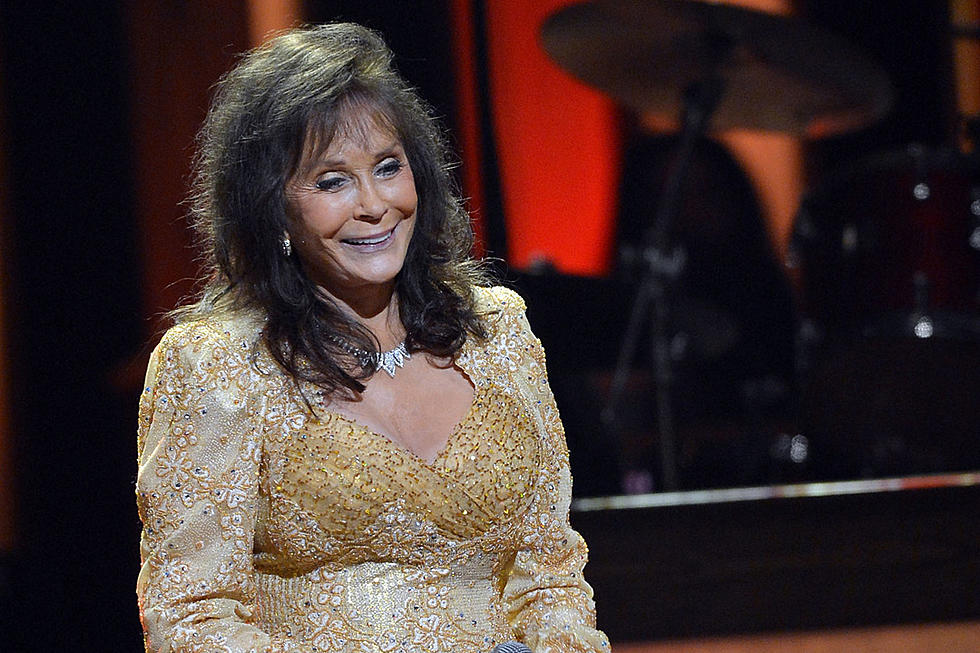 Loretta Lynn to Receive 2018 CMT Artist of a Lifetime Award