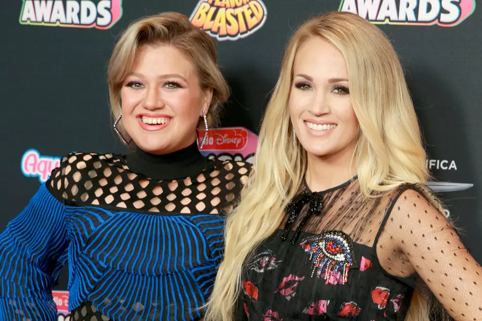 Kelly Clarkson Is Proud of Carrie Underwood for Sharing Her Miscarriages