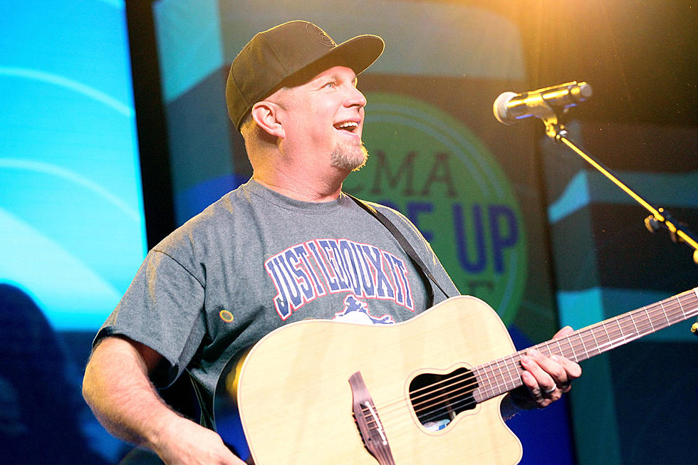 Garth Announces Biggest Tour Ever