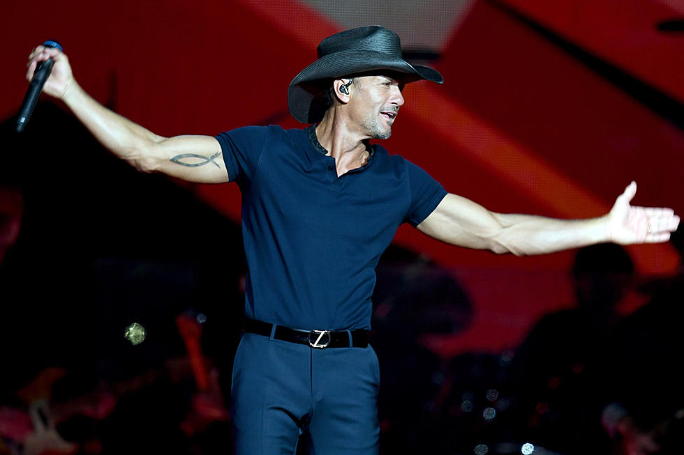 Tim McGraw Spears A Great Fish [PHOTO]