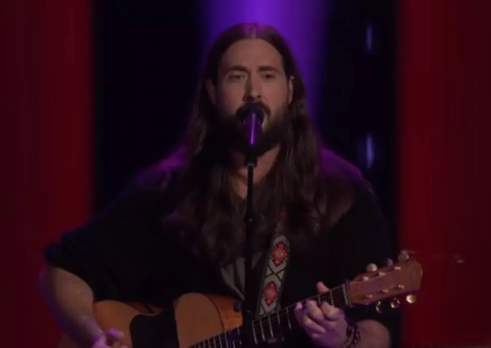 &#8216;The Voice': Red Marlow&#8217;s Pal Charms Blake Shelton