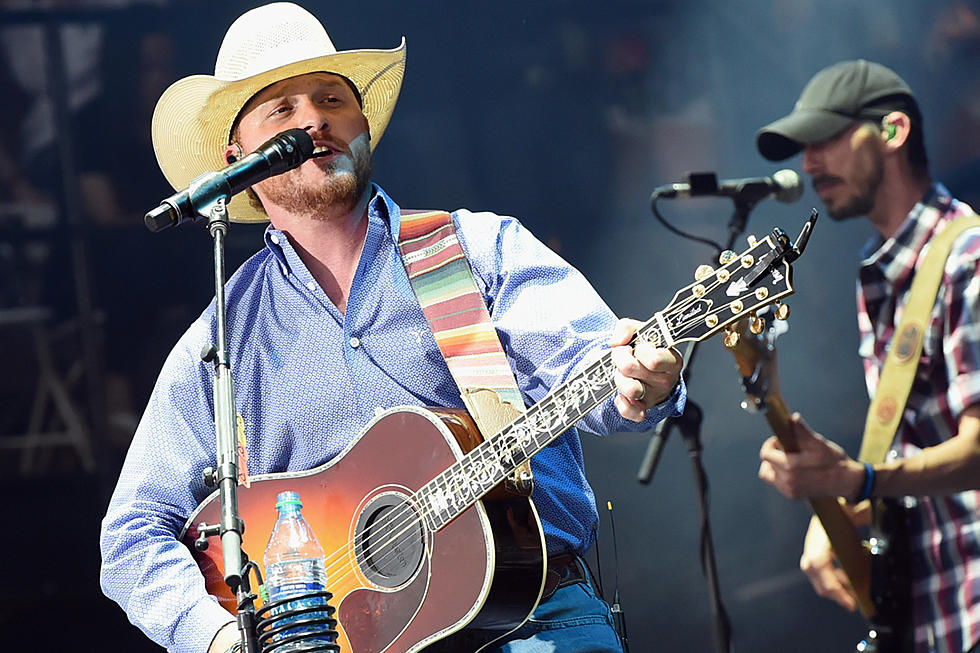 Wade Bowen To Join Cody Johnson