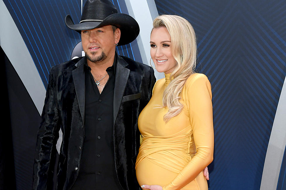 Jason Aldean and Pregnant Wife Brittany Glow on 2018 CMAs Red Carpet
