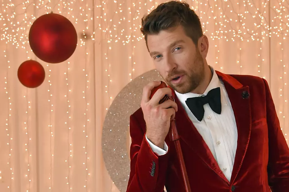 Brett Eldredge Will Go Even Bigger With His 2019 Christmas Tour