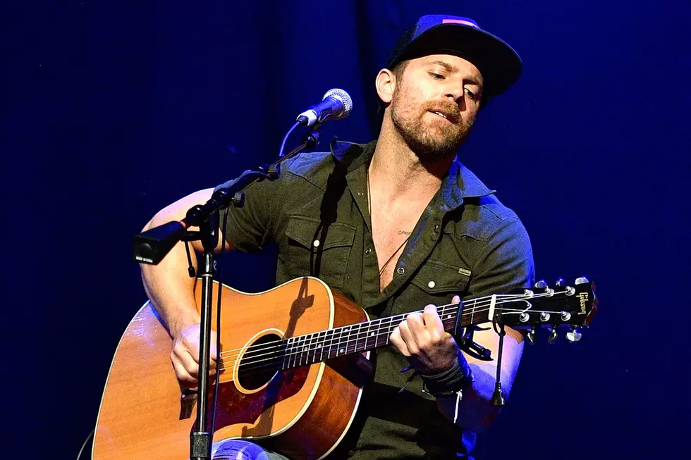 Kip Moore Extends &#8216;Room to Spare': Acoustic Tour Into 2019