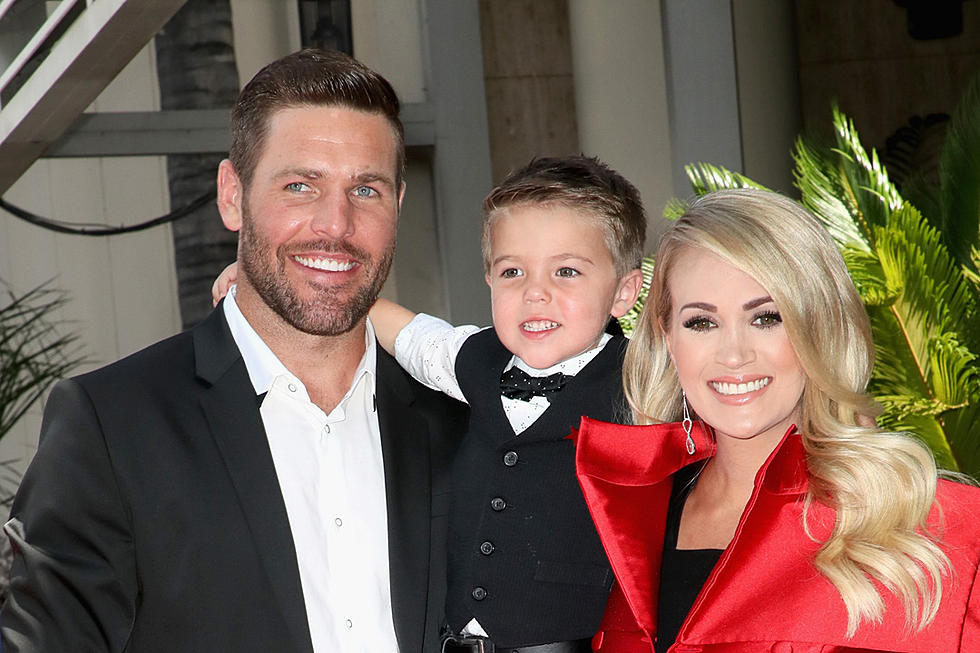 Carrie Underwood &#8216;Cherishing&#8217; Last Family Christmas Before Baby No. 2