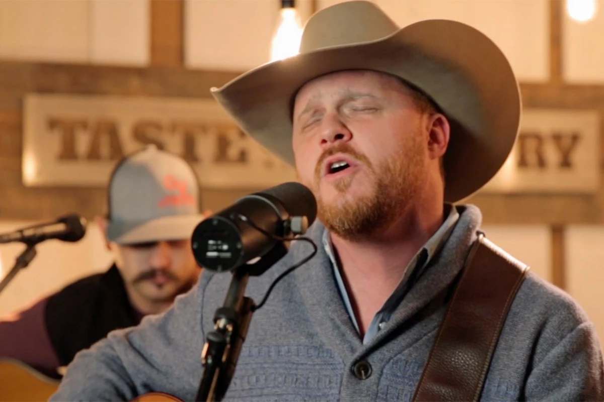 See Cody Johnson S Uncompromising On My Way To You Performance
