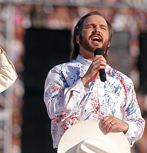 Remember When Garth Brooks Walked Out on His Super Bowl Gig?