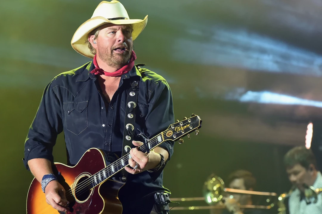 Toby Keith Plays a Second Pop-Up Show Amid Cancer Battle