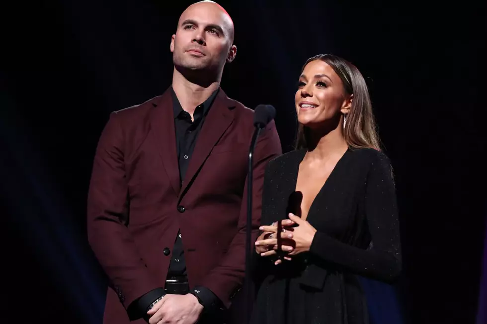 Jana Kramer Publicly Apologizes to Her Husband After Joking About His Infidelity