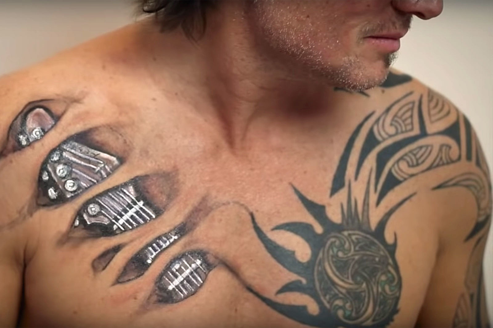 Hardly Anyone Noticed Keith Urban's New Tattoo at the ACM Awards