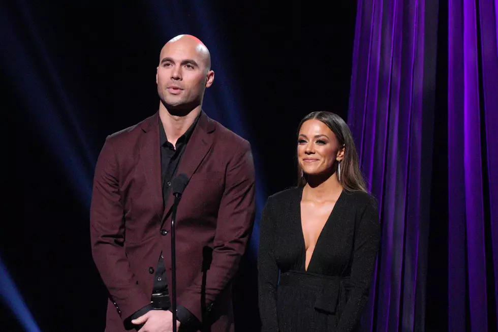 Jana Kramer Reveals She Wrote Obscenities on Mike Caussin’s Wedding Tux After Infidelity