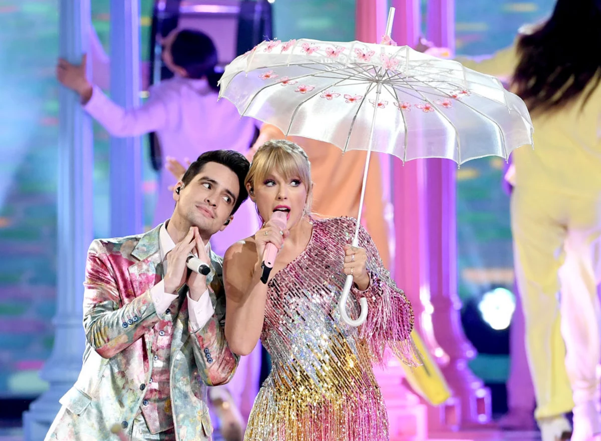 Taylor Swift Brendon Urie Give First Live Performance Of Me