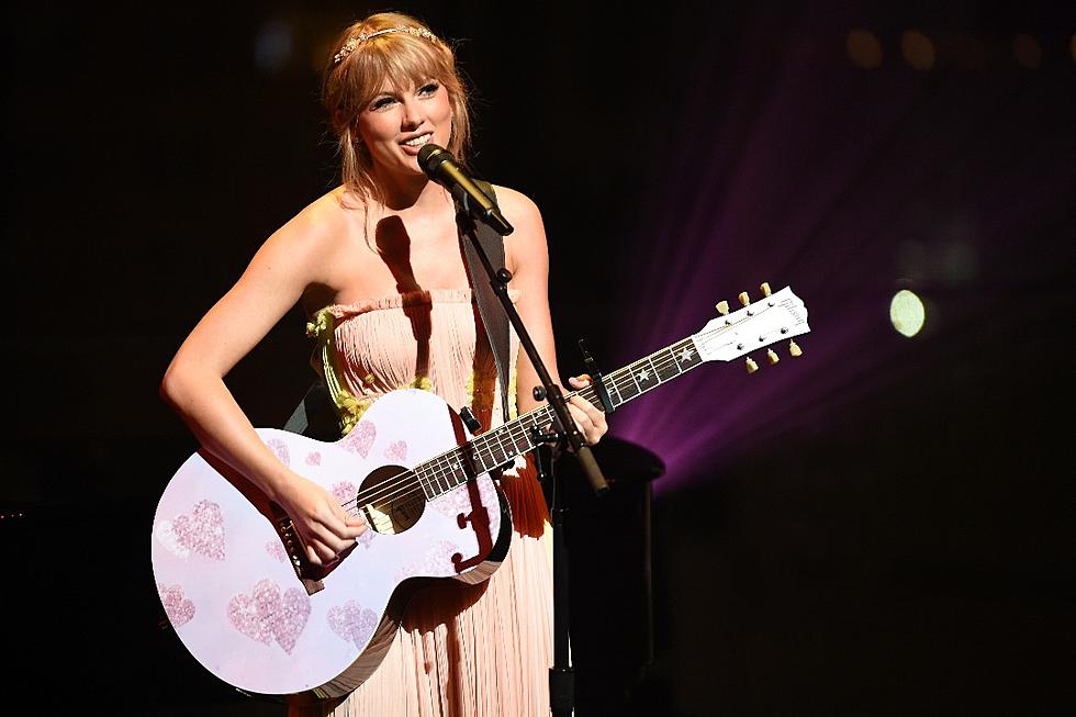 Taylor Swift Will Open Up the Billboard Music Awards With 'Me!'