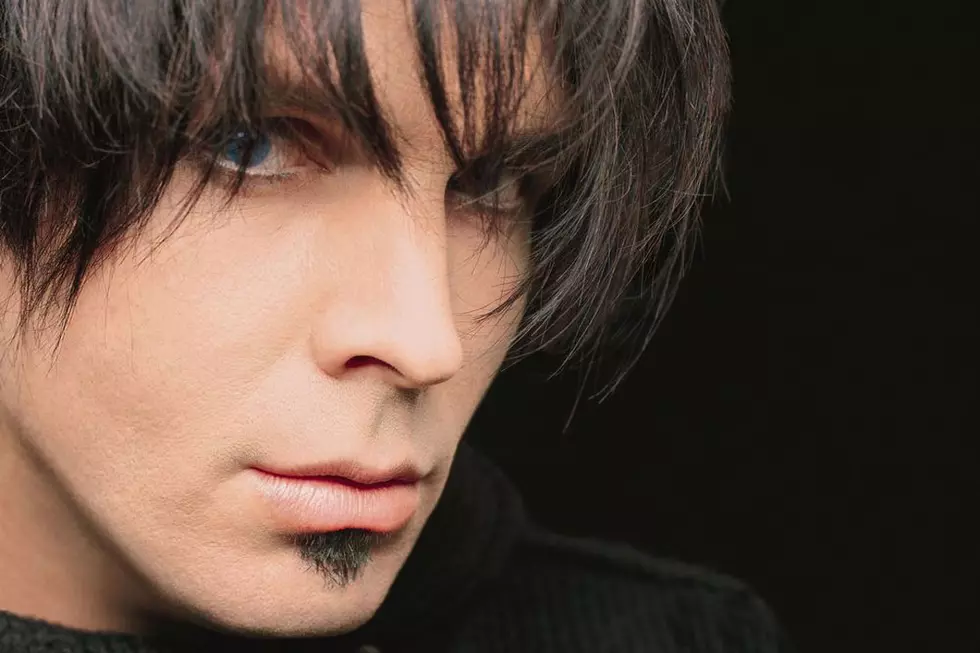 Who Was Chris Gaines? Garth Brooks' Alter Ego Turns 20 This Year