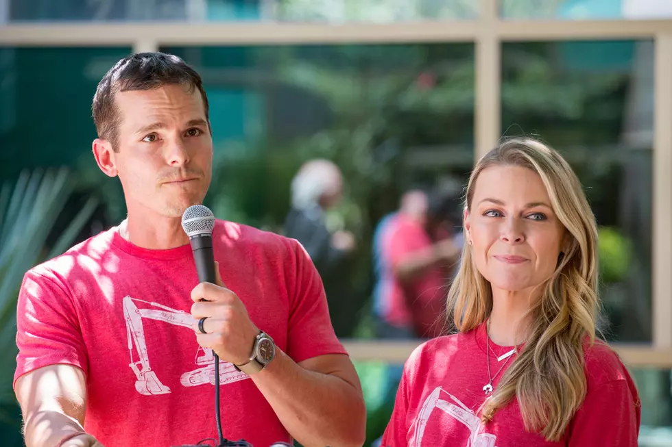 Granger Smith’s Wife Shares Heartbreaking Photo on One Year Anniversary of Son River’s Death